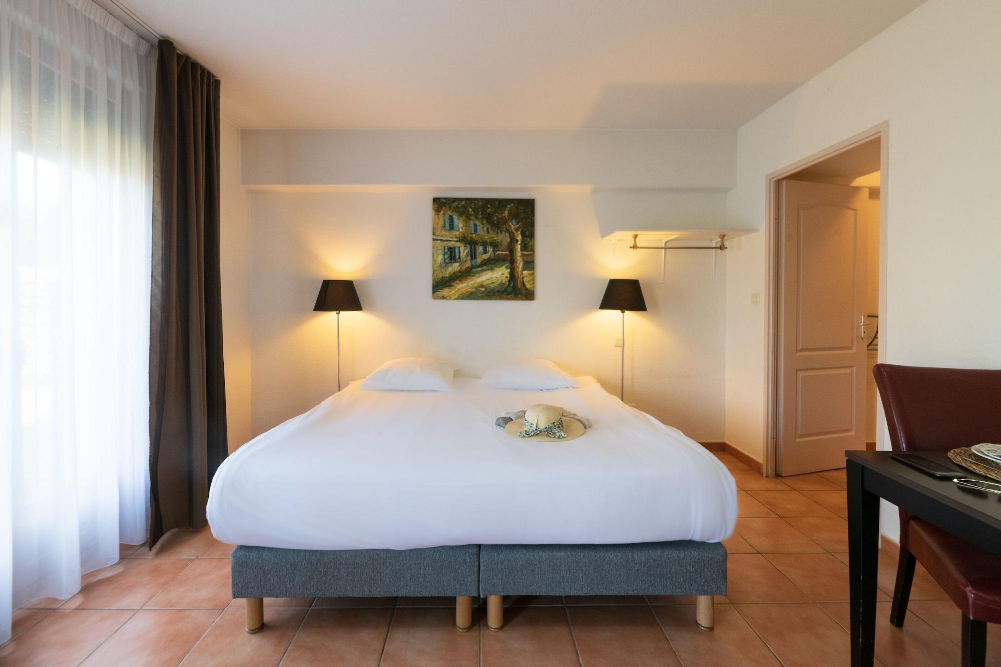 Hotel Cerise Carcassonne Sud Esterno foto