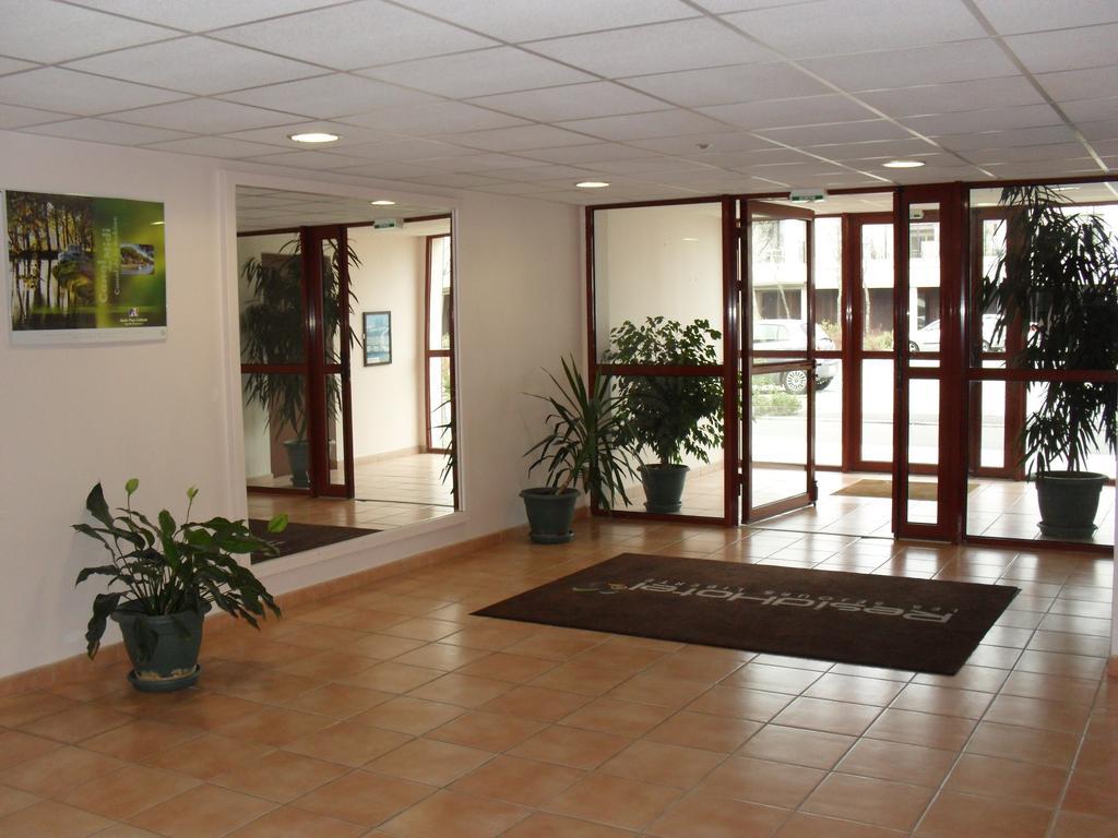 Hotel Cerise Carcassonne Sud Esterno foto
